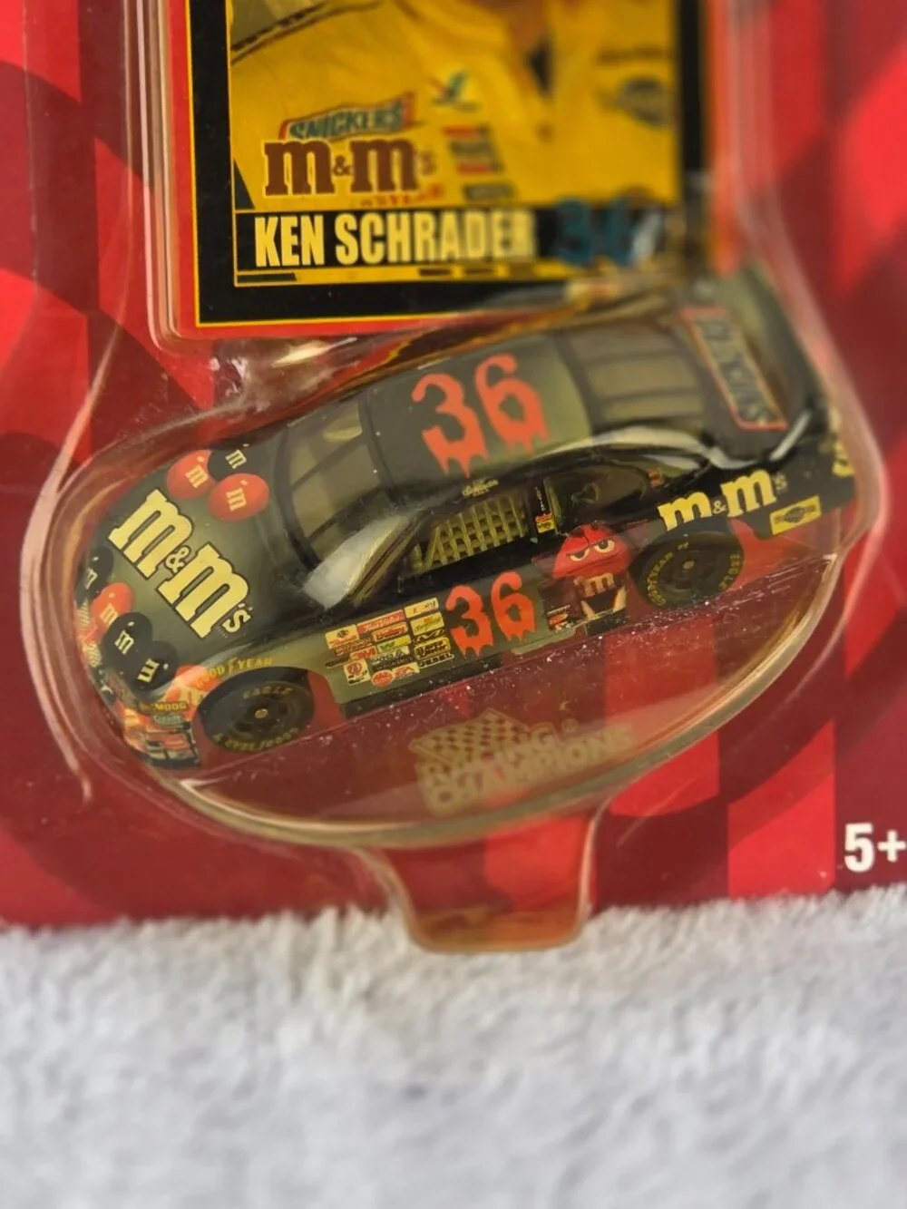 Nascar Racing Champions Ken Schrader #36 Chase The Race Halloween 2002 Pontiac